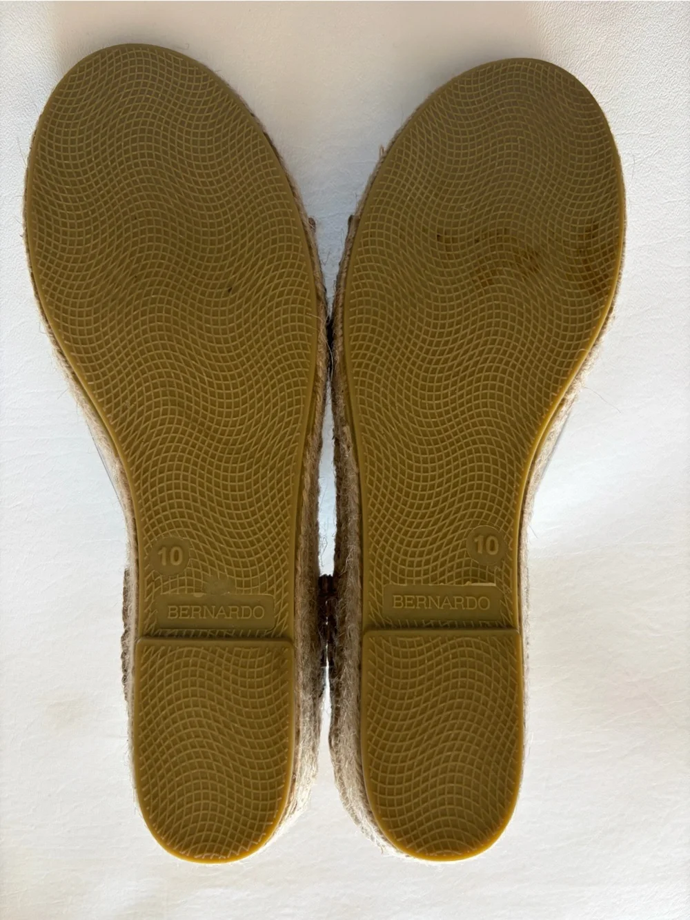 Bernardo Espadrille Wedge Leather Sandal- Madrid Sz 10 Euro Summer Vacation